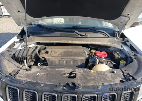 2020 Jeep Compass Trailhawk 4X4 из США, поврежденный, VIN 3C4NJDDB9LT207919